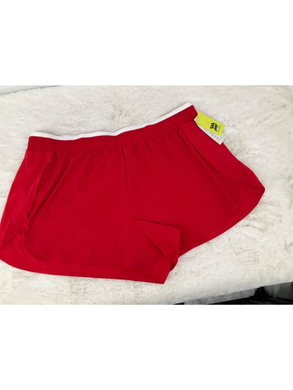 All In Motion Size XXL Women's High Rise Woven Perforated 3" Inseam Shorts, Red - Picture 5 of 8